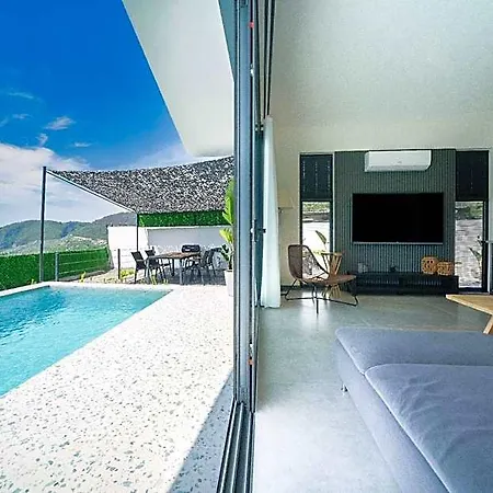 Oxy Seaview Private Pool Indoor Heated Pool